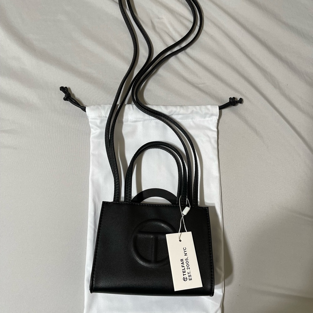TELFAR SMALL BLACK SHOPPING BAG🖤